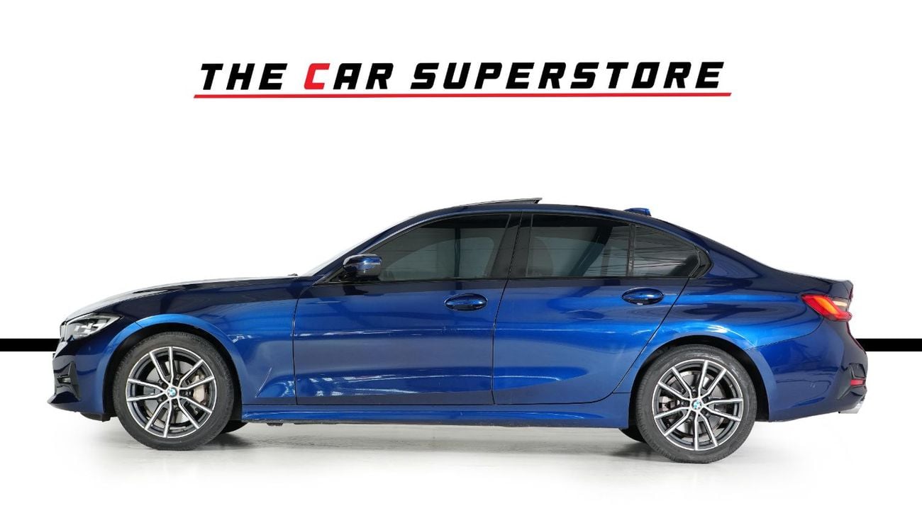 BMW 330i Luxury Line 2.0L Luxury line - Under BMW service contract