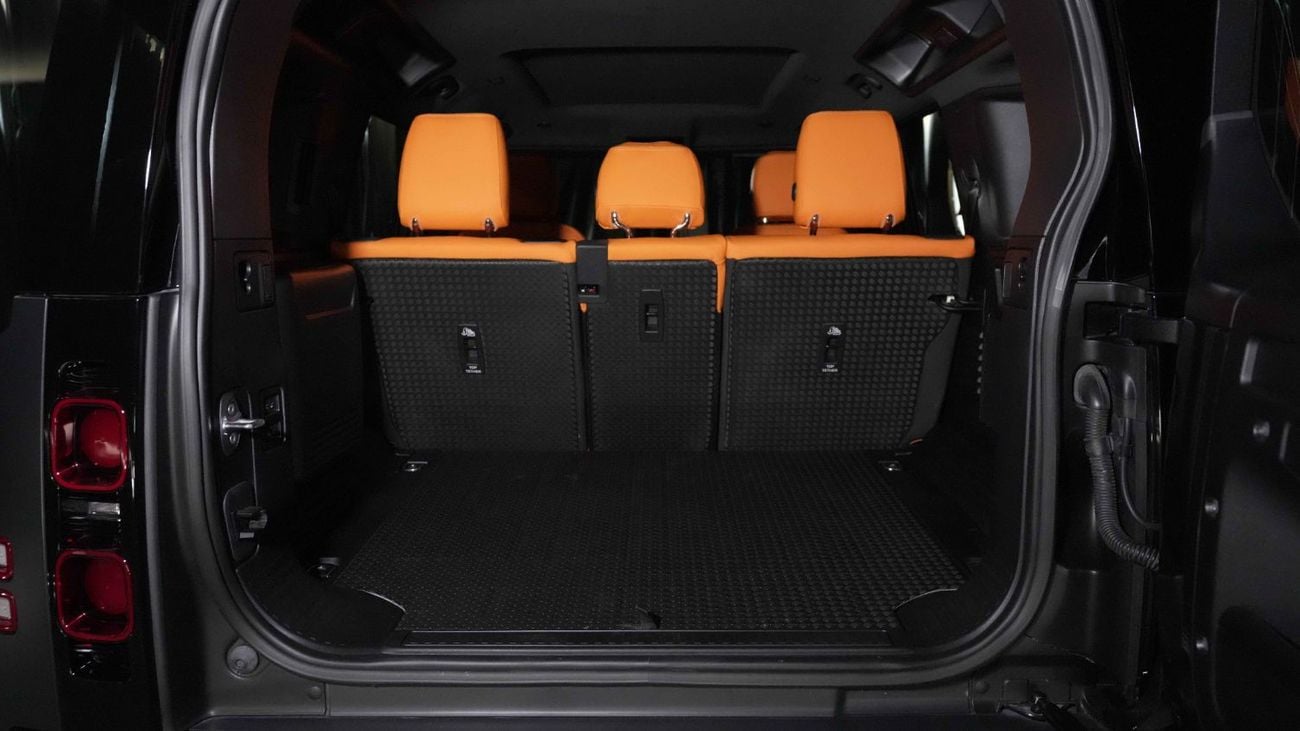 Land Rover Defender | 110 P400 | LUMMA CLR LD | V6 | FULLY LOADED