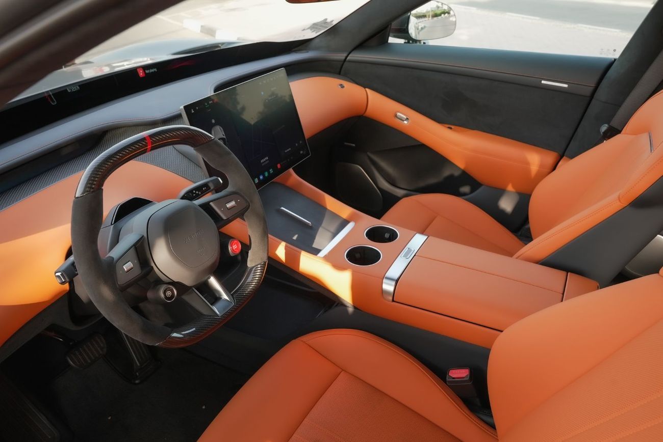 Xiaomi YU7 Xiaomi YU7 2025 – Ultra-long Range High-Performance 4WD Max