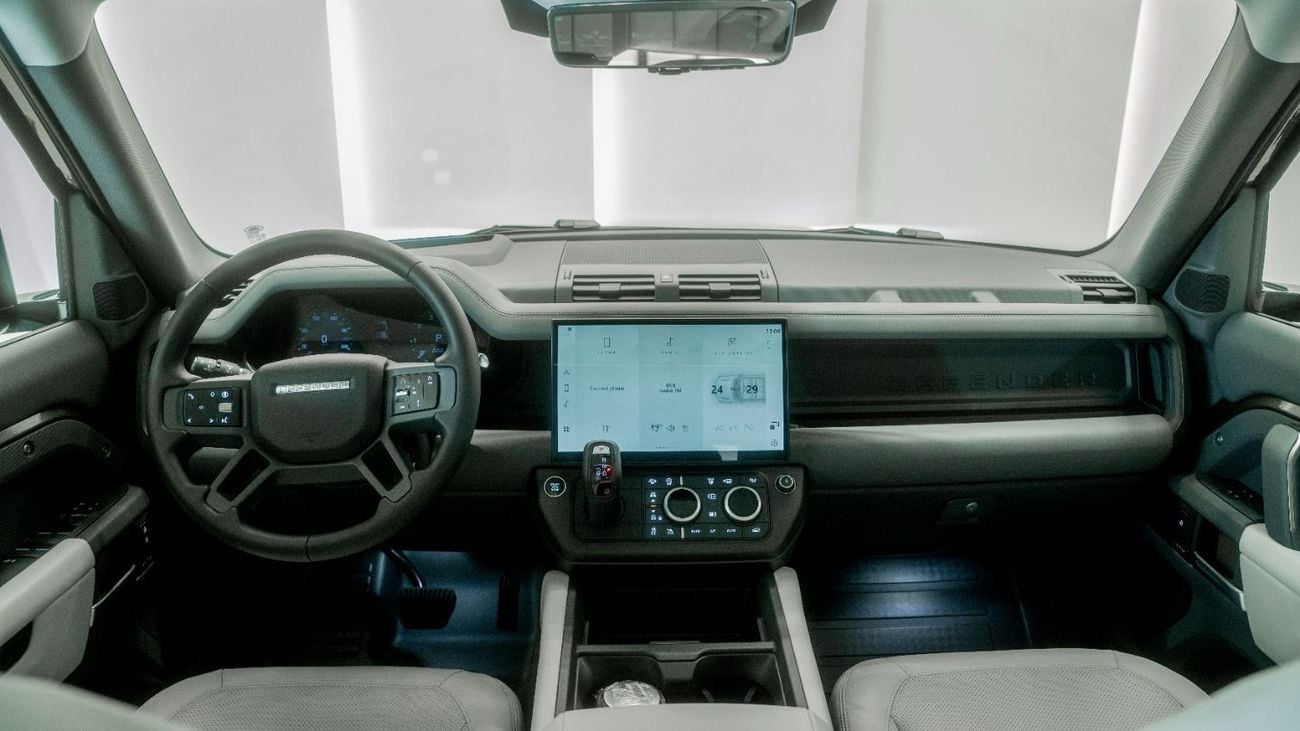 لاند روفر Defender 110 X-DYNAMIC HSE P400 BRAND NEW (FOR EXPORT ONLY) | LAND ROVER DEFENDER - 110 X-DYNAMIC HSE | 0 KM MILE