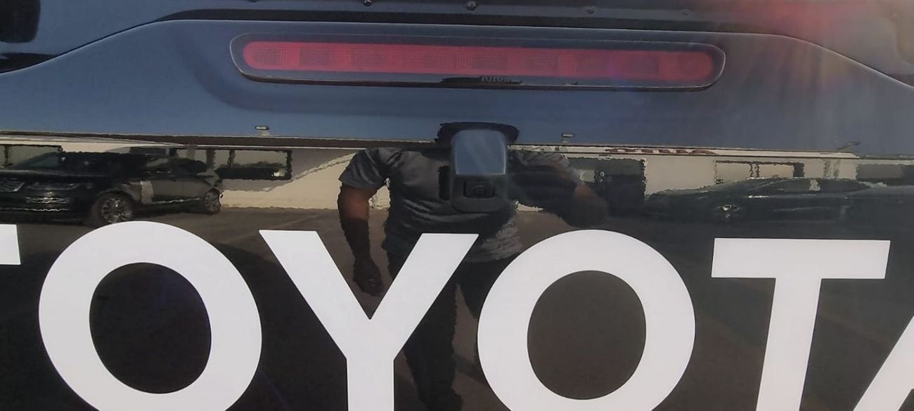 Toyota Hilux TOYOTA HILUX 2.4L DIESEL GLX 4X4 FULL OPTION MY 2025