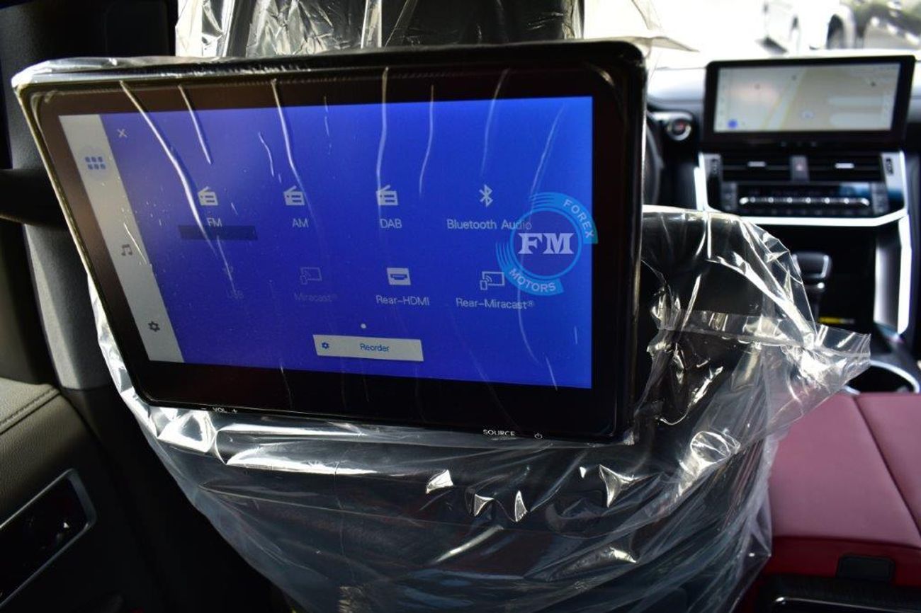 تويوتا لاند كروزر 300 GR-S 3.5 L Hybrid V6 7 Seat Automatic