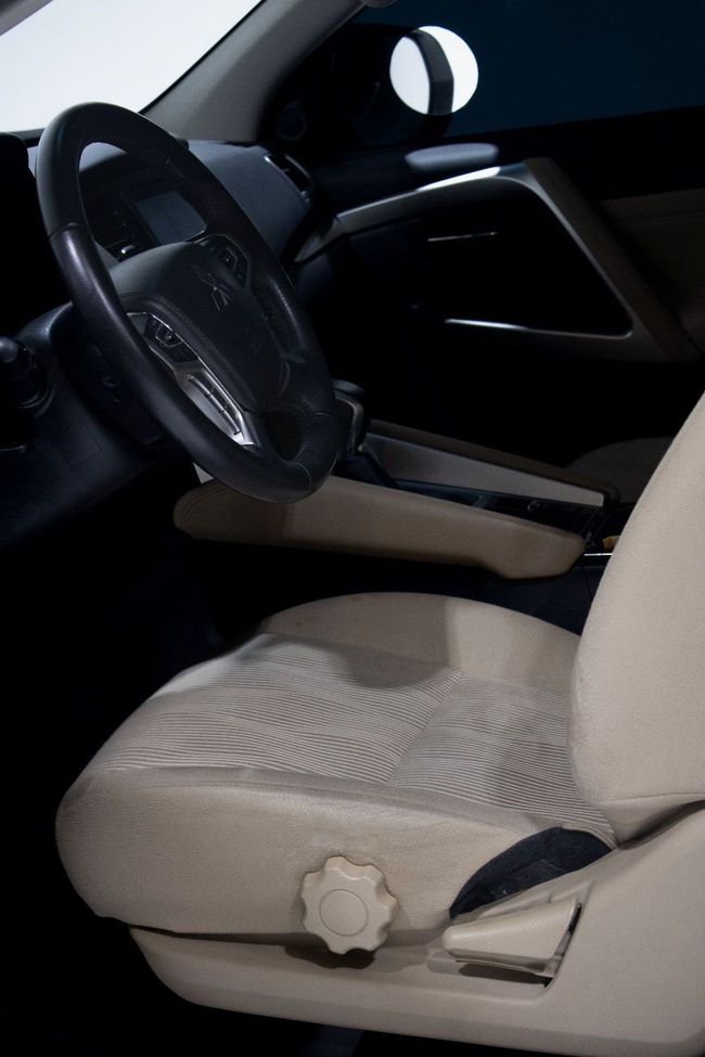 Mitsubishi Montero Sport GLS, миниатюра 20