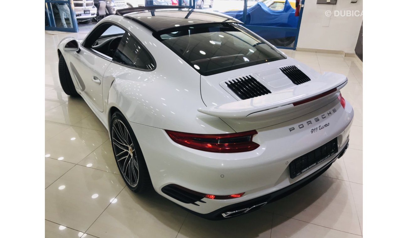 Porsche 911 Turbo 2017 - GCC - UNDER WARRANTY - ( 7,050) AED PER MONTH )