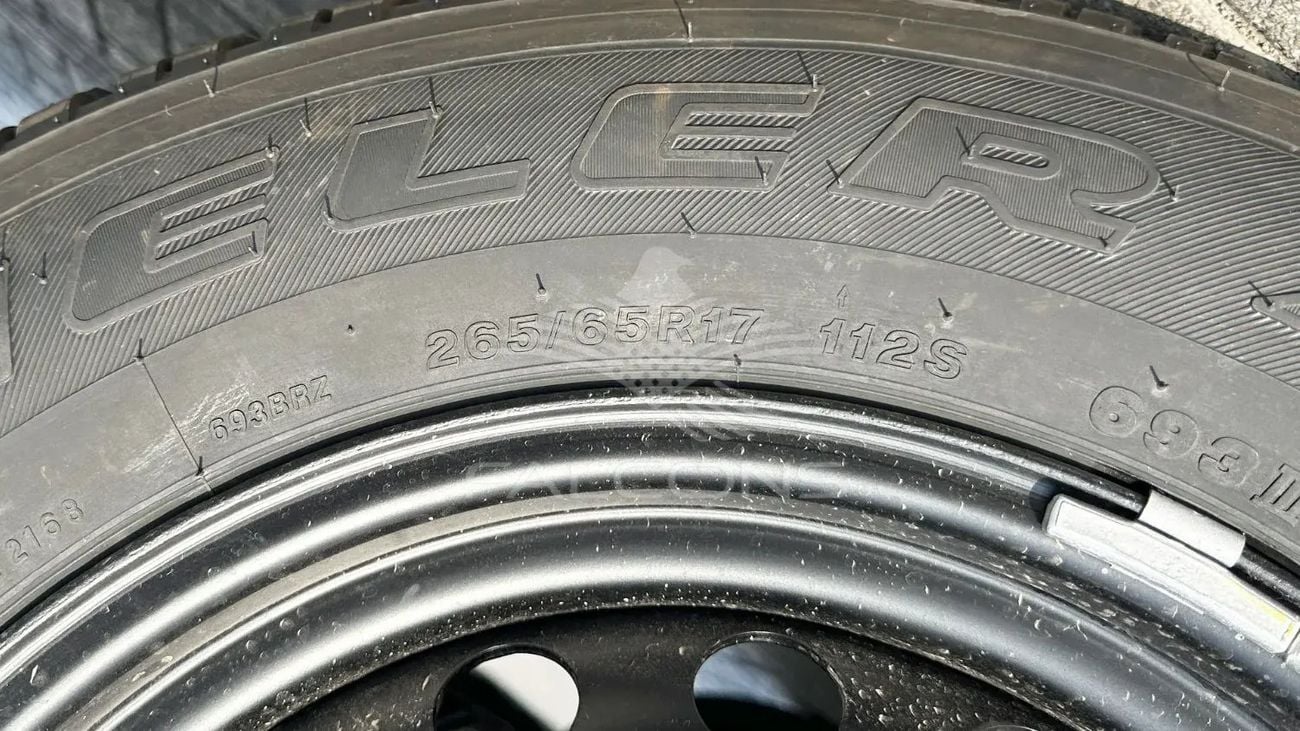 Toyota Hilux Toyota Hilux 2.7L P DC 4WD STANDARD 5MT 2025 • Petrol • Manual