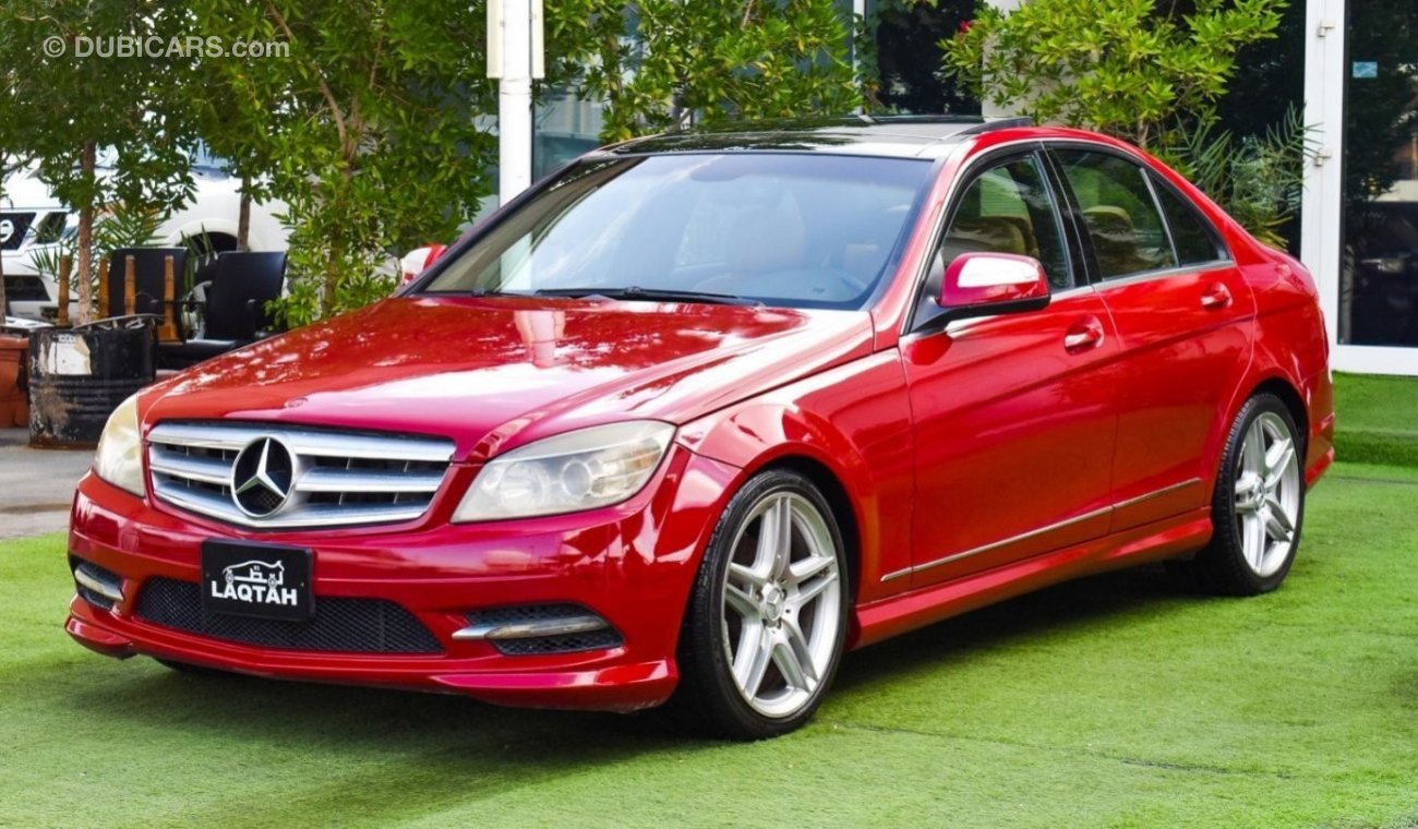 Mercedes-Benz C 300 2009 model, number one, panorama, leather, cruise control, sensors, alloy wheels, in excellent condi