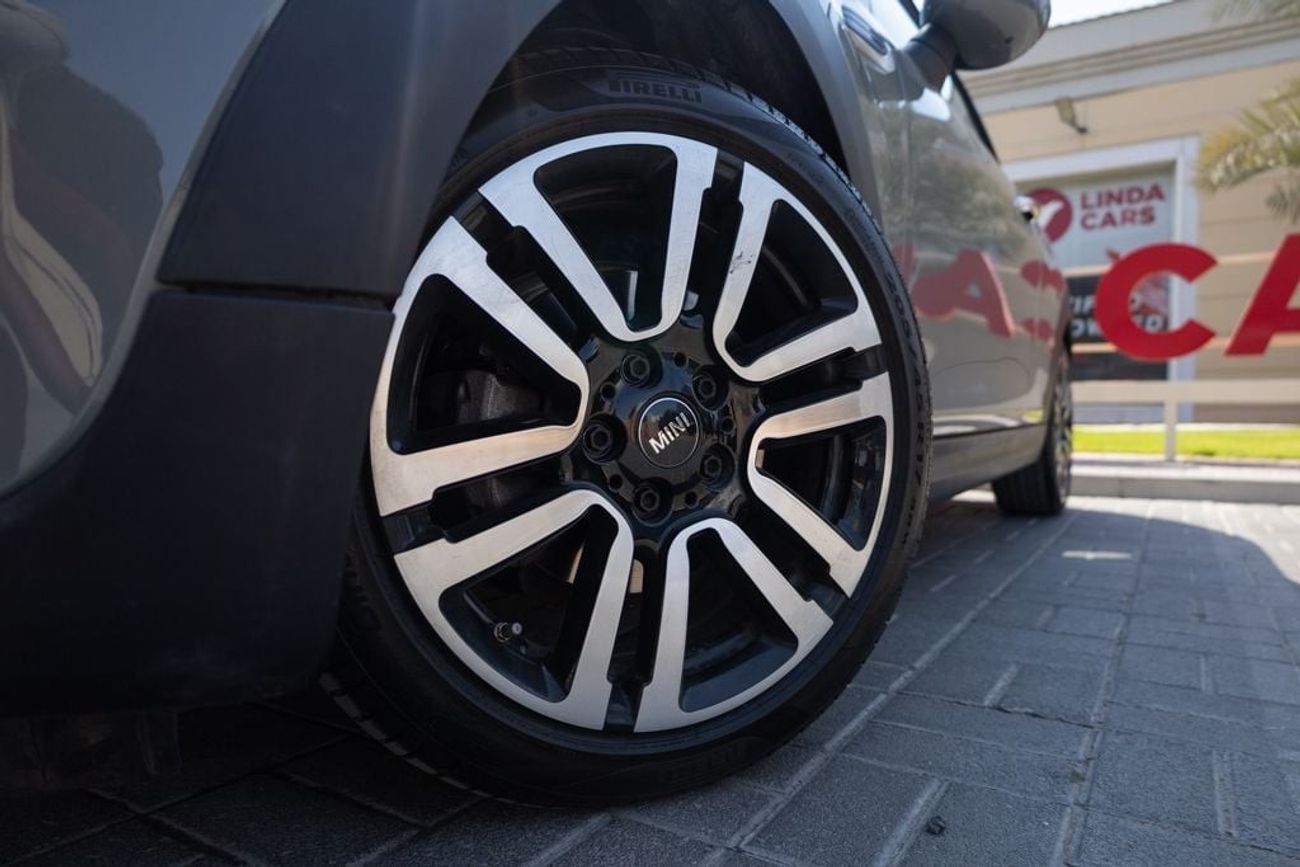 ميني كوبر كابريو MINI Cooper Convertible 2020 GCC under Warranty with Flexible Down-Payment.