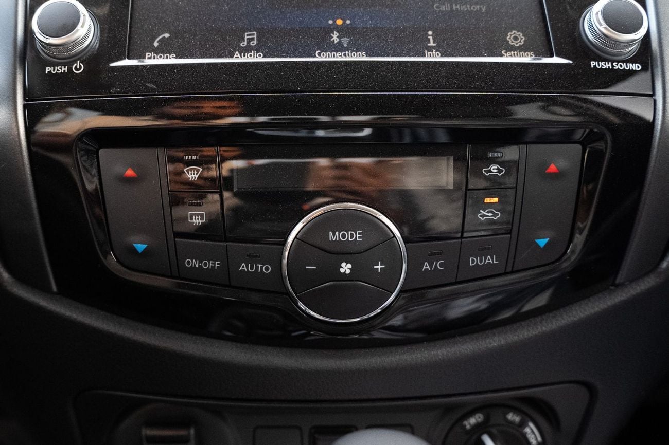 Nissan Navara PRO-4X Off-Road | 2.5L Diesel 4WD A/T (Only For Export)