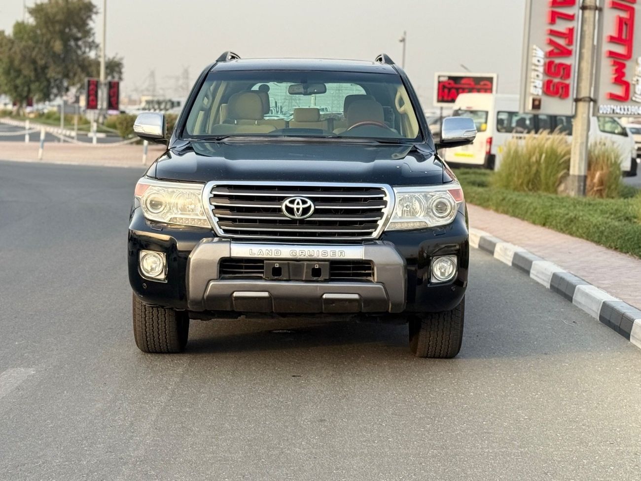 Toyota Land Cruiser Toyota landcuriser 2015 V6 GXR+ 4.0L full option original condition