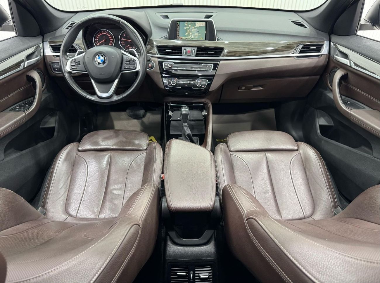 BMW X1 sDrive 20i 2.0L 2016 BMW X1 sDrive20i, Full Service History, Excellent Condition, GCC
