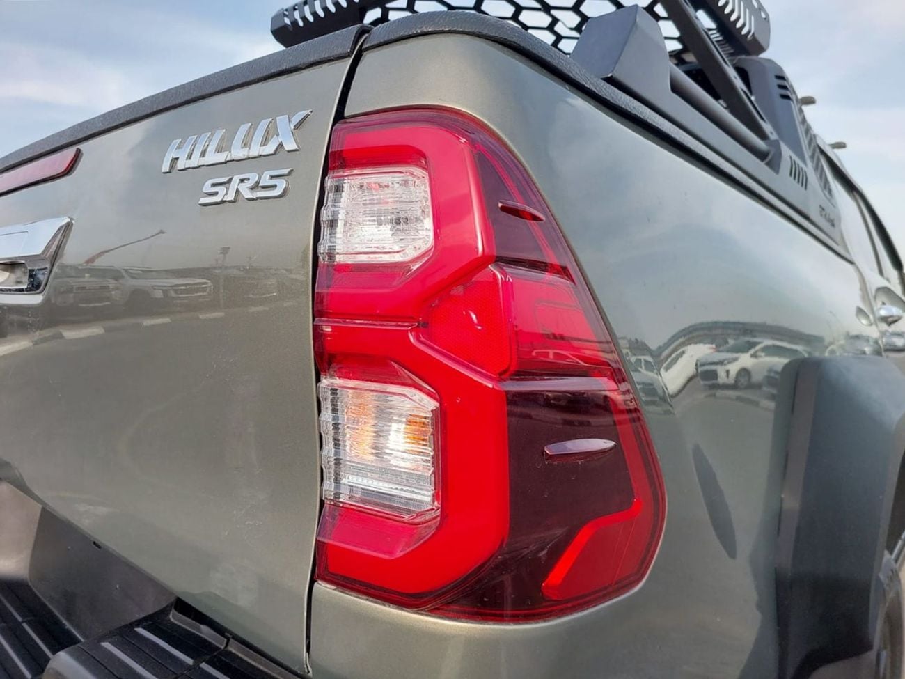 تويوتا هيلوكس TOYOTA HILUX PICKUP RHD 2016 MODEL 2.8 L DIESEL AUTOMATIC(PM79021)