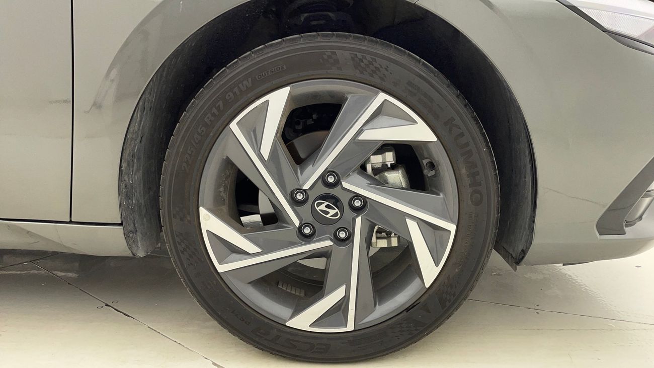 هيونداي إلانترا COMFORT 1.6 | بدون دفعة مقدمة | اختبار القيادة في المنزل