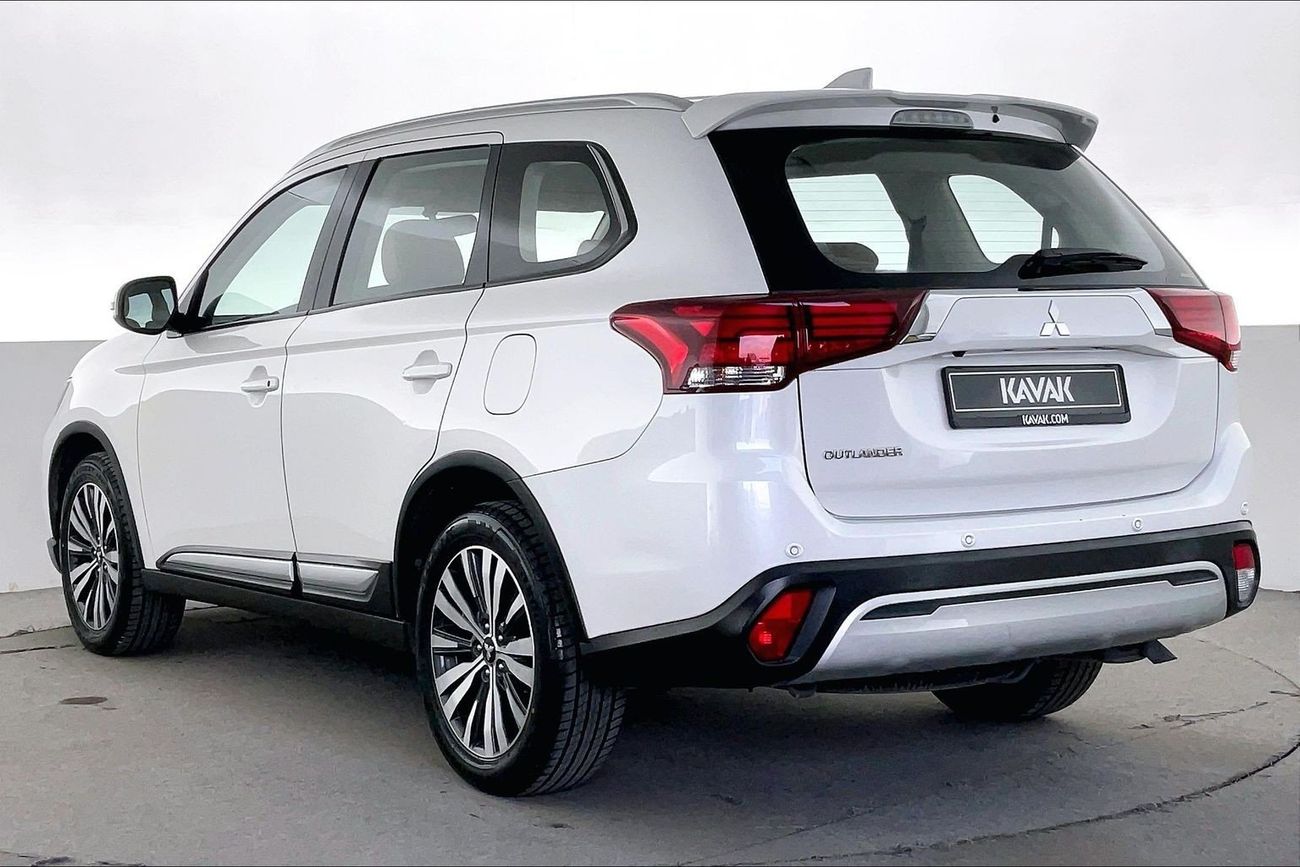 Mitsubishi Outlander GLX Midline | National Day Celebration | Guaranteed Warranty | 0 Down Payment