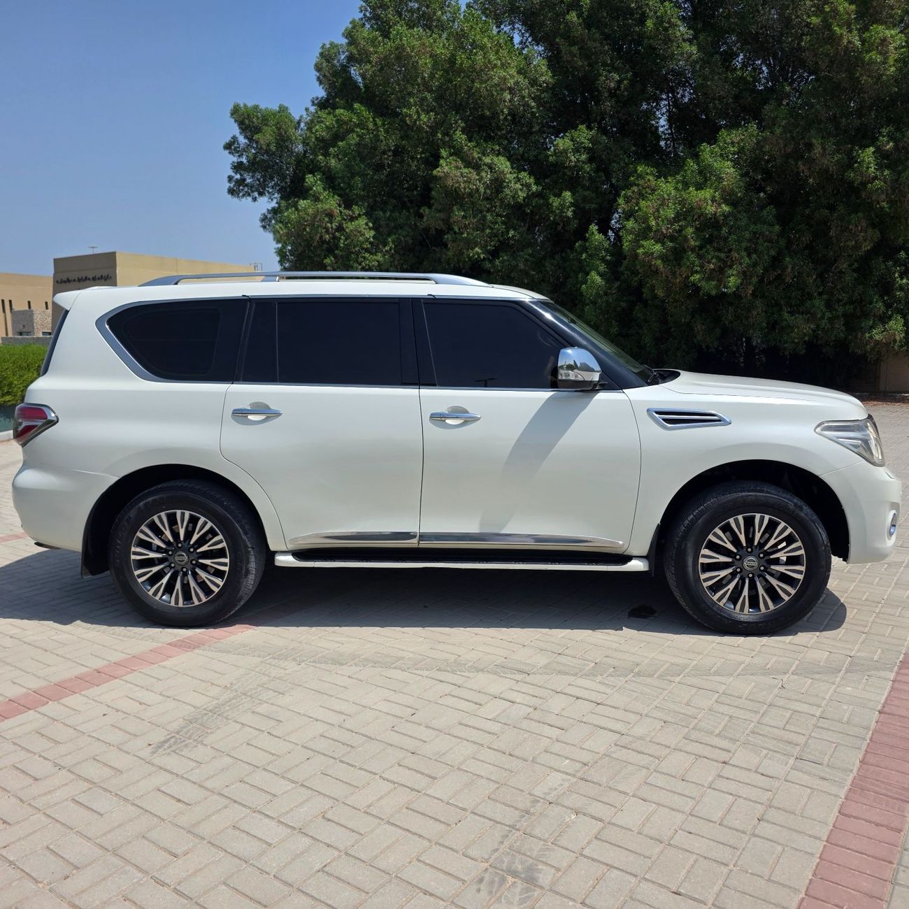 Nissan Patrol LE PLATINUM