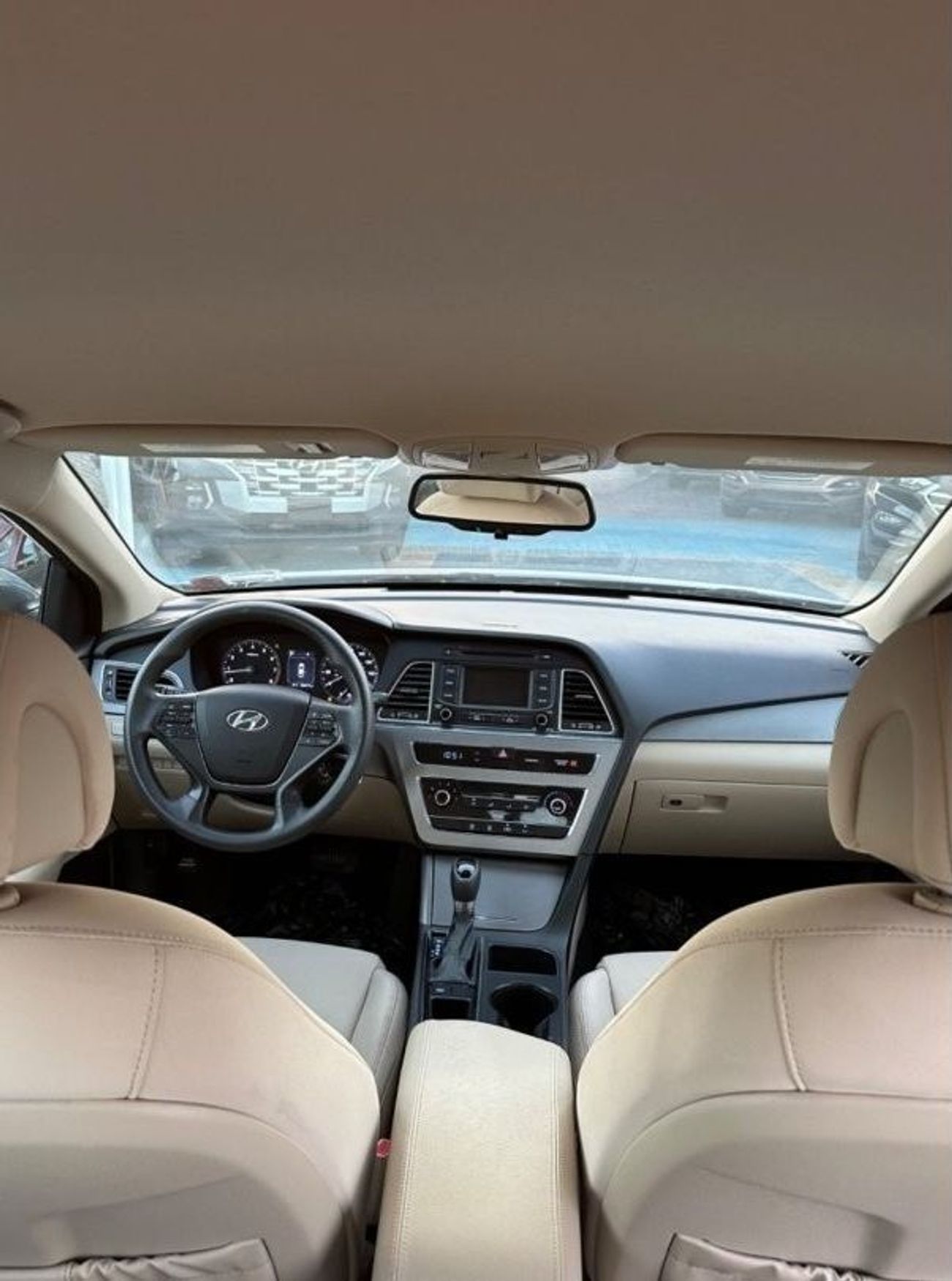 Hyundai Sonata Hyundai Sonata in perfect condition 2015 with engine capacity 2.4