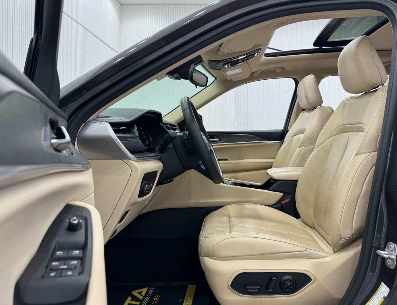 Jeep Grand Cherokee Limited Plus 3.6L 2022 2022 Jeep Grand Cherokee Limited Plus, Warranty, Full Jeep Service History ,