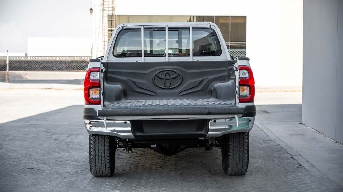 تويوتا هيلوكس Toyota HILUX 2.4 AT HI