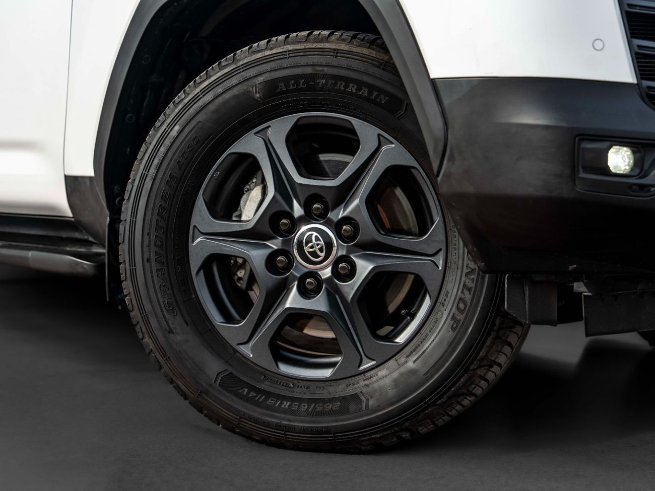 Toyota Land Cruiser GR-S 3.3L