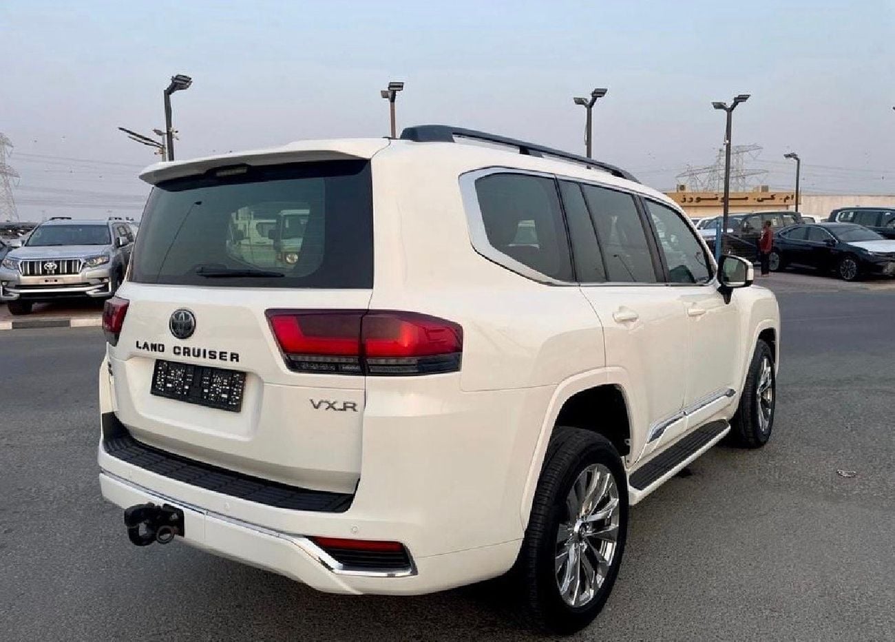Toyota Land Cruiser VXR — фото 4
