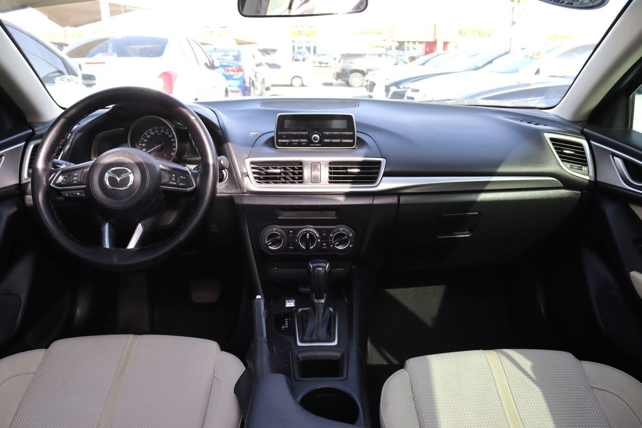 مازدا 3 سيارة مازدا 3 -موديل 2019 خليجى بدون حوادث وبحاله ممتازه بمحرك 1600 وممشى 90000 كيلومتر وبسعر 35000