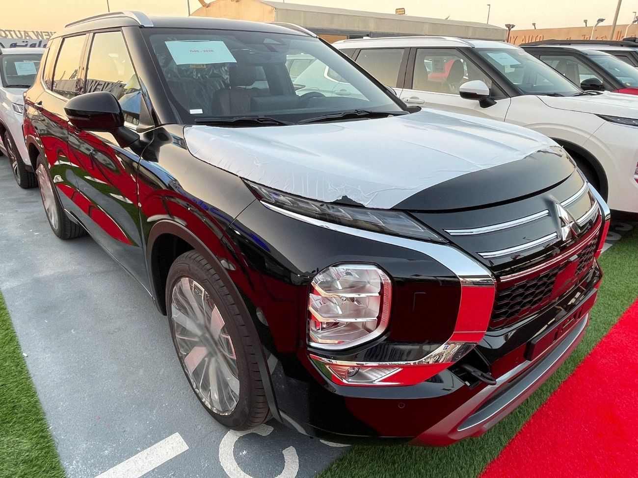 ميتسوبيشي آوتلاندر