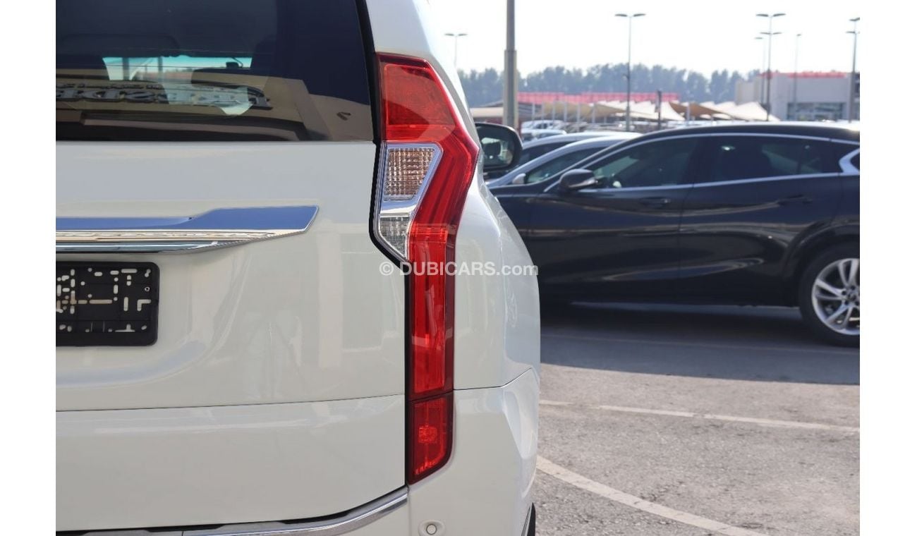 Mitsubishi Montero GLX Mitsubishi Montero Sport 2017 GCC