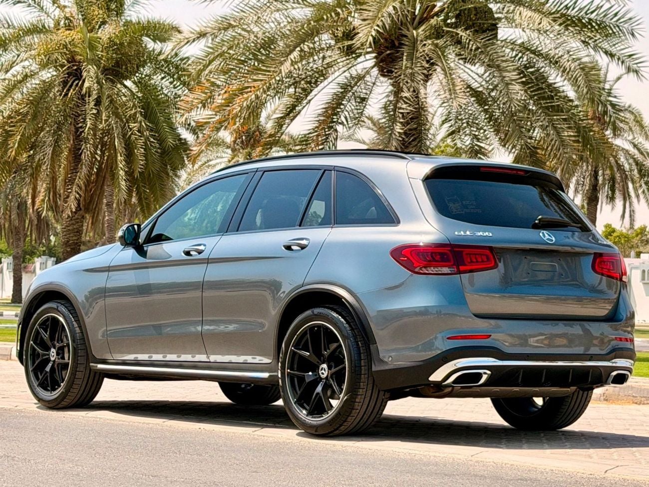 Mercedes Benz GLC 300 4MATIC