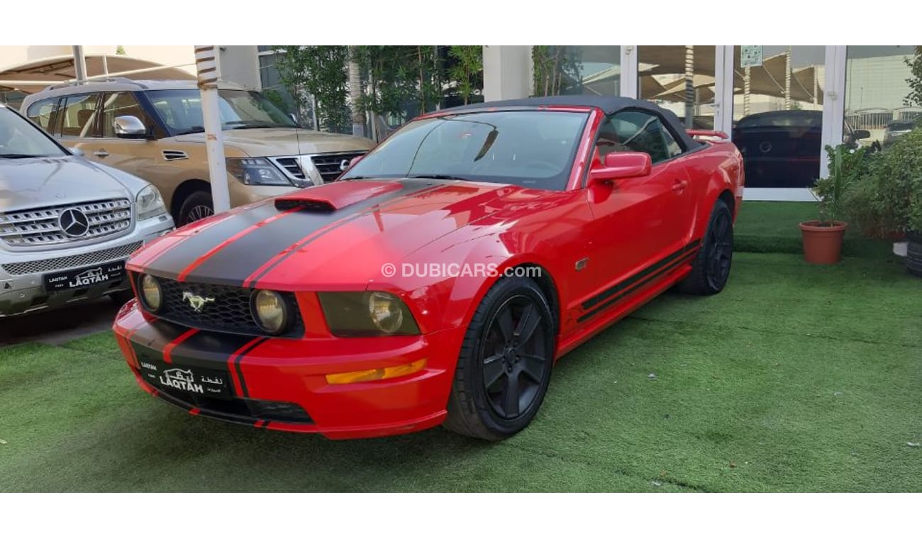 Ford Mustang Gulf 2006 in 8-cylinder condition, in very excellent condition, number one, leather, buying a rear w