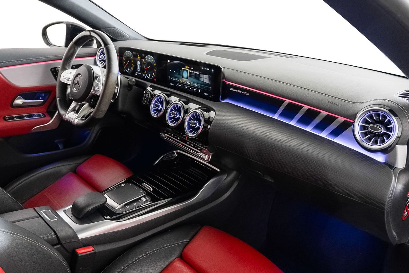 مرسيدس بنز CLA 35 AMG Std 2.0L