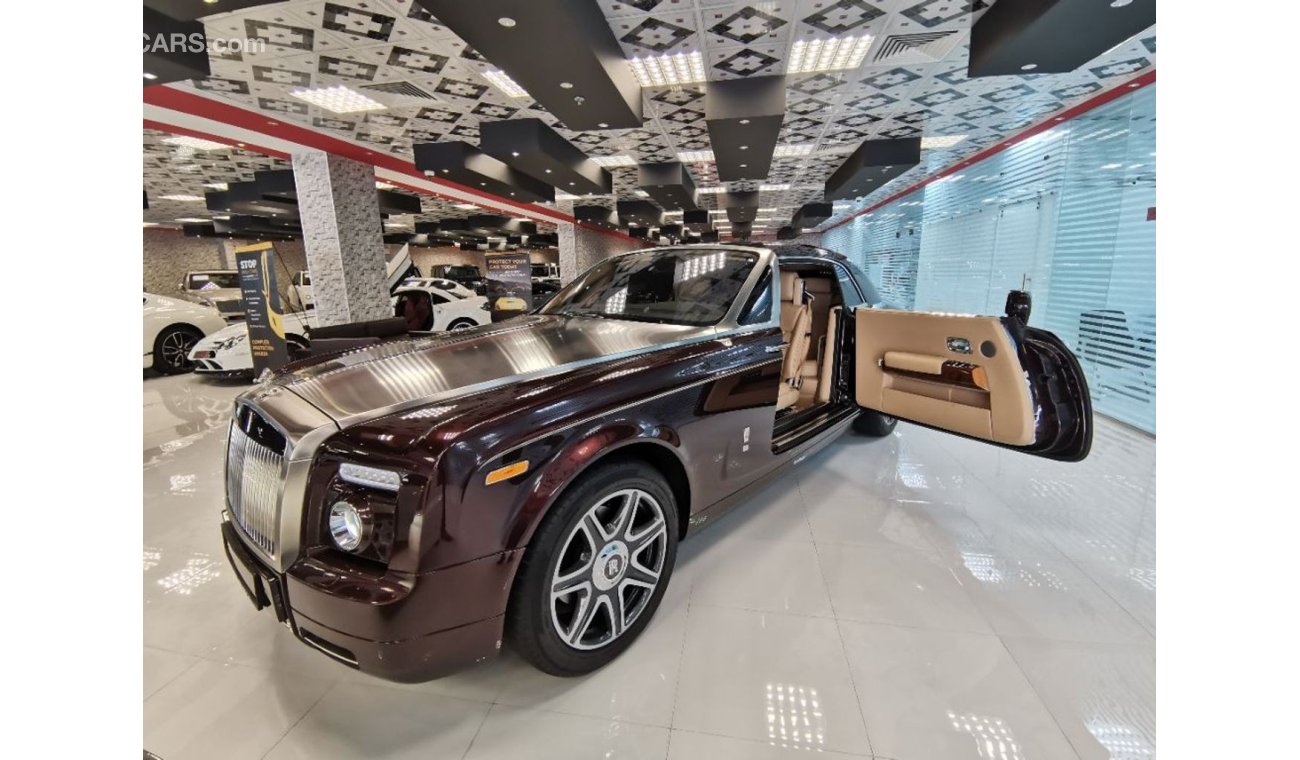 Rolls-Royce Phantom Coupe , Gcc only 11.137 klms , Starlight roof