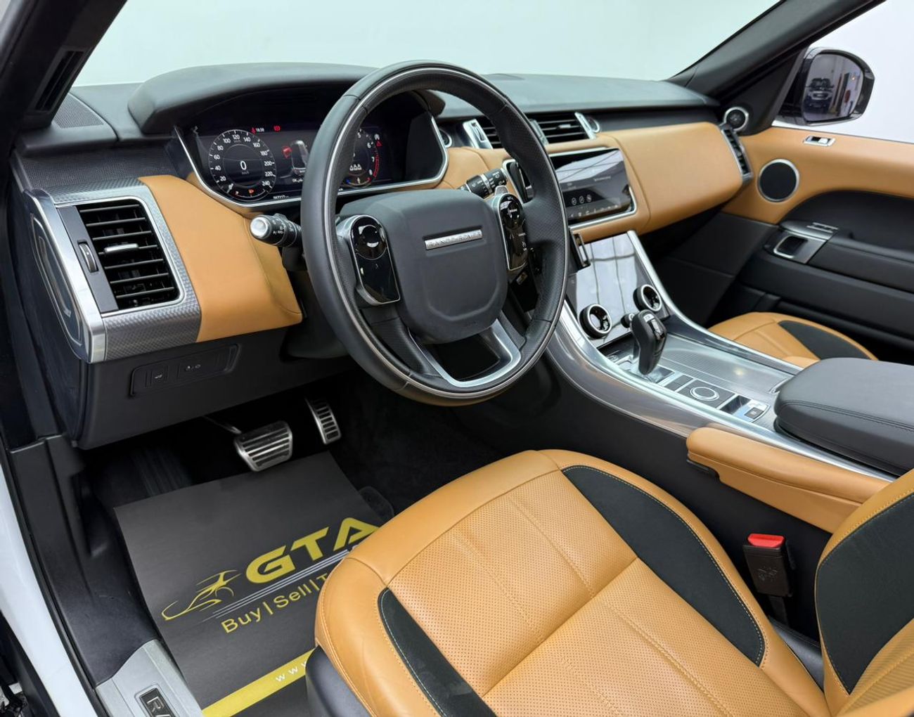 Land Rover Range Rover Sport 2022 Range Rover Sport HSE Dynamic, 2027 Range Rover Warranty, Full Range Rover Service History, GCC