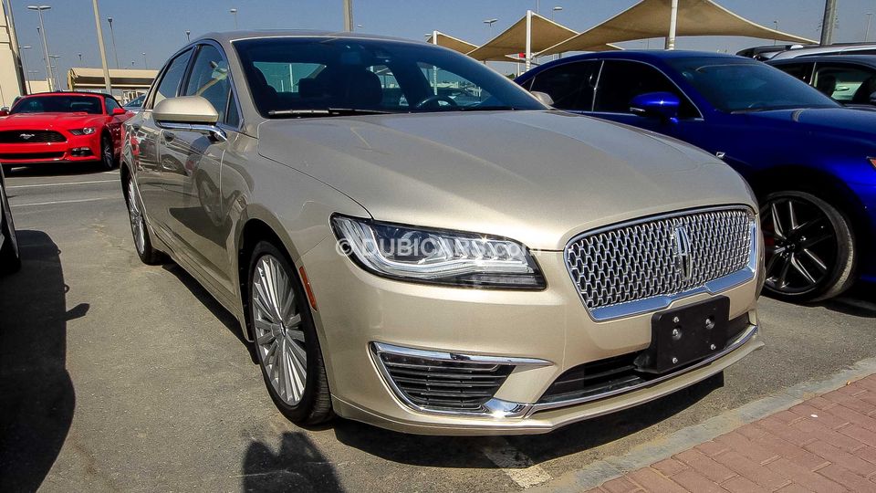 Lincoln MKZ 2.0 T AWD for sale AED 80,000. Gold, 2017