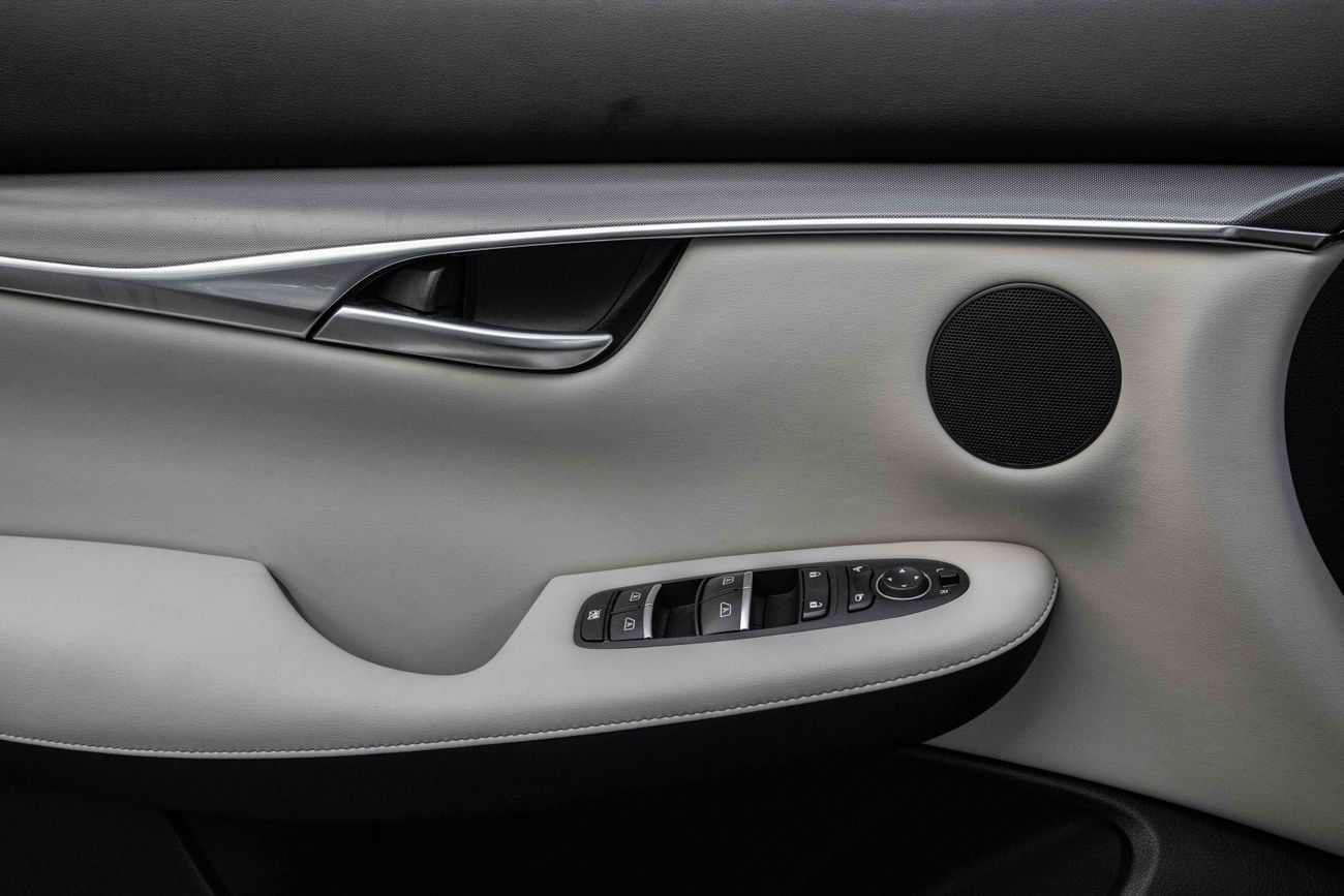 إنفينيتي QX50 QX50 Luxury | 2,350 P.M | 0% Downpayment | Agency Warranty + Service Contract