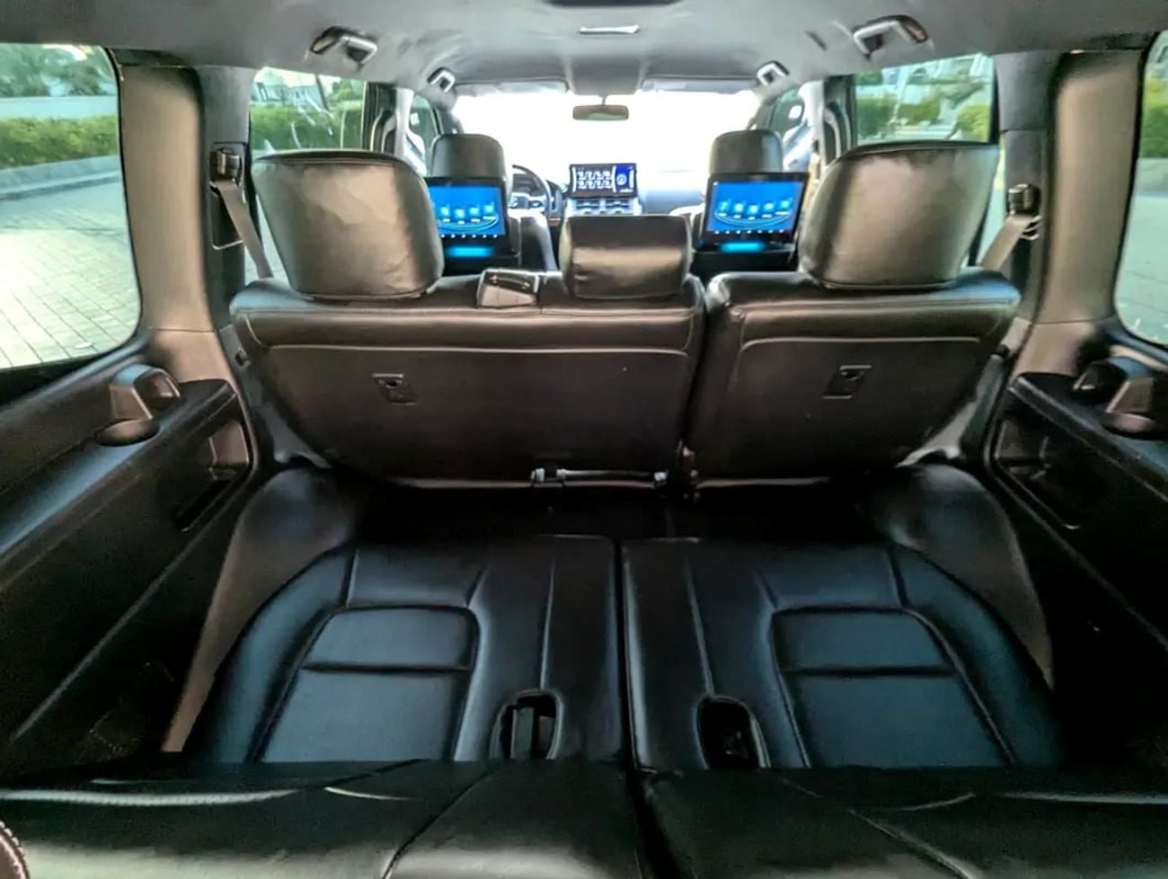تويوتا لاند كروزر GXR Facelifted | 4.0L V6 | GCC Specs |Full Option| Excellent Condition