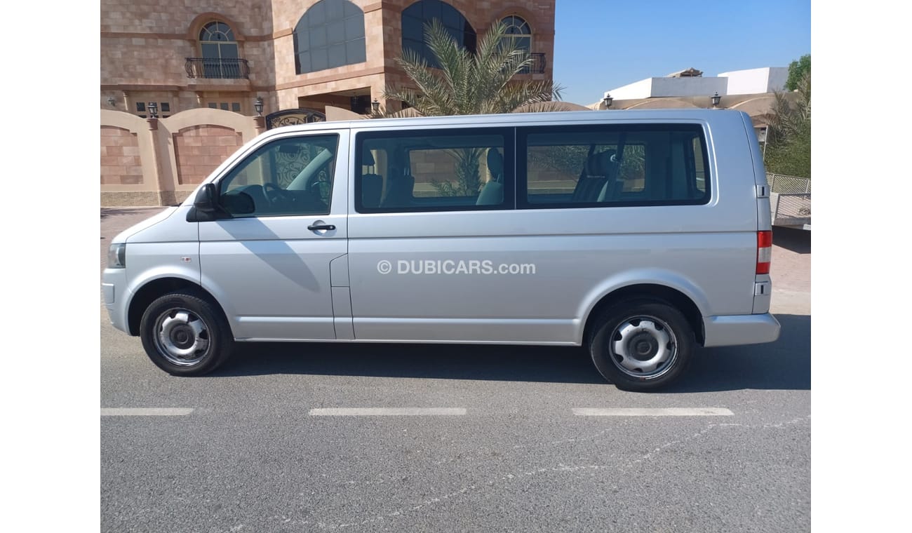 Volkswagen T6 Transporter 8 Seater