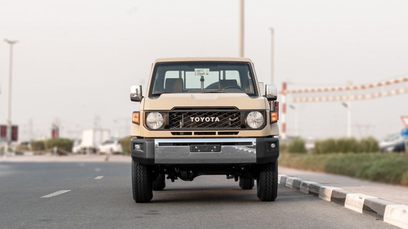 Toyota Land Cruiser Pick Up 2025 Toyota Land Cruiser LC79 4.0L MT Petrol Basic (Omani)