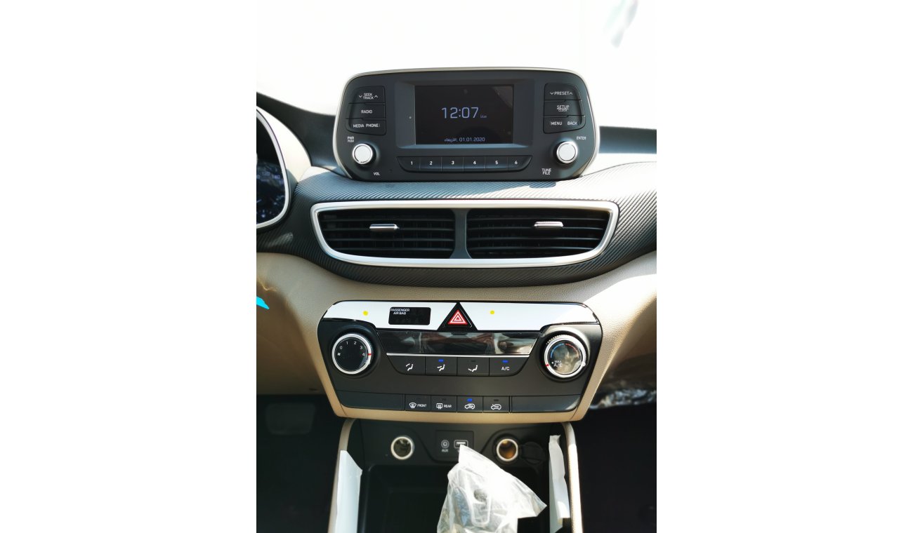 Hyundai Tucson 2.0L, 17' Alloy Rims, Key Start, LED Fog Lights, Power Steering with Multi-Functions. CODE-HTBL20