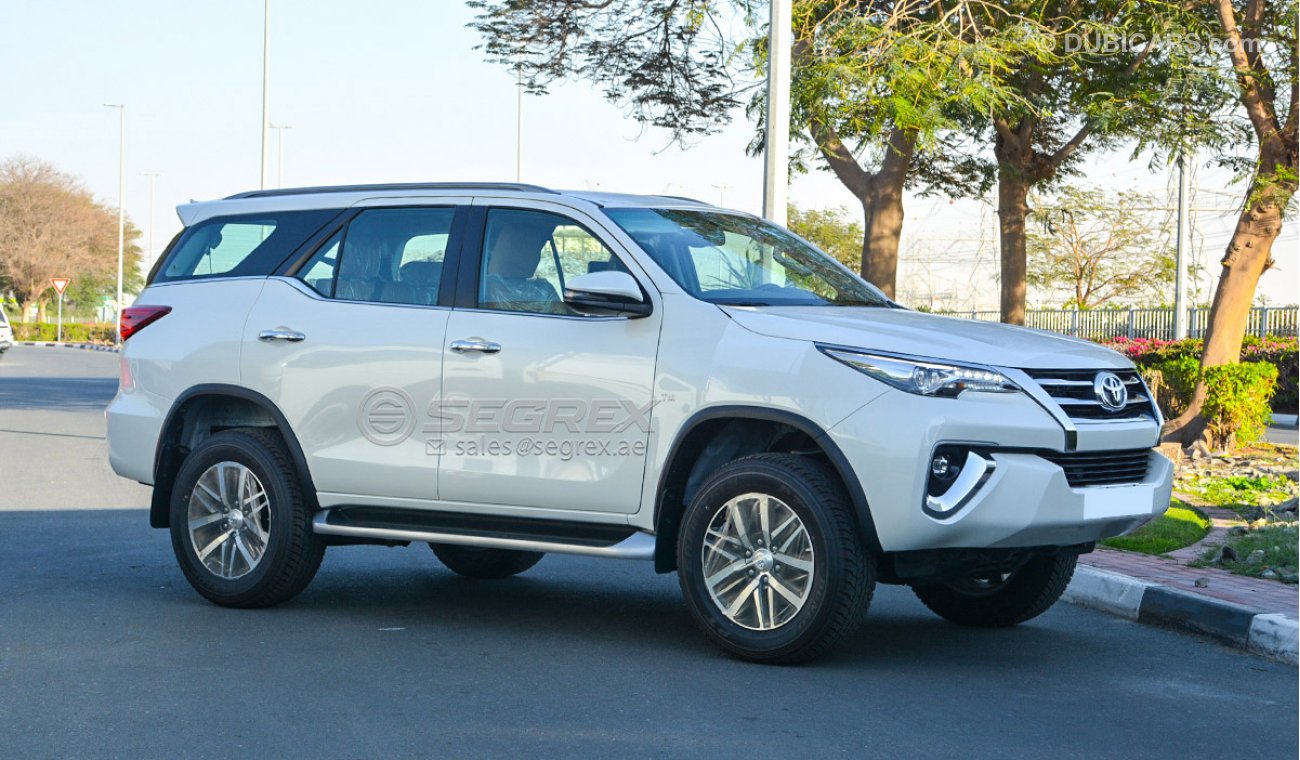 Toyota Fortuner 4.0L Platinum VXR Camára Trasera, Asientos de Cuero y Pantallas DVD Traseras Gasolina V6 T/A 2020