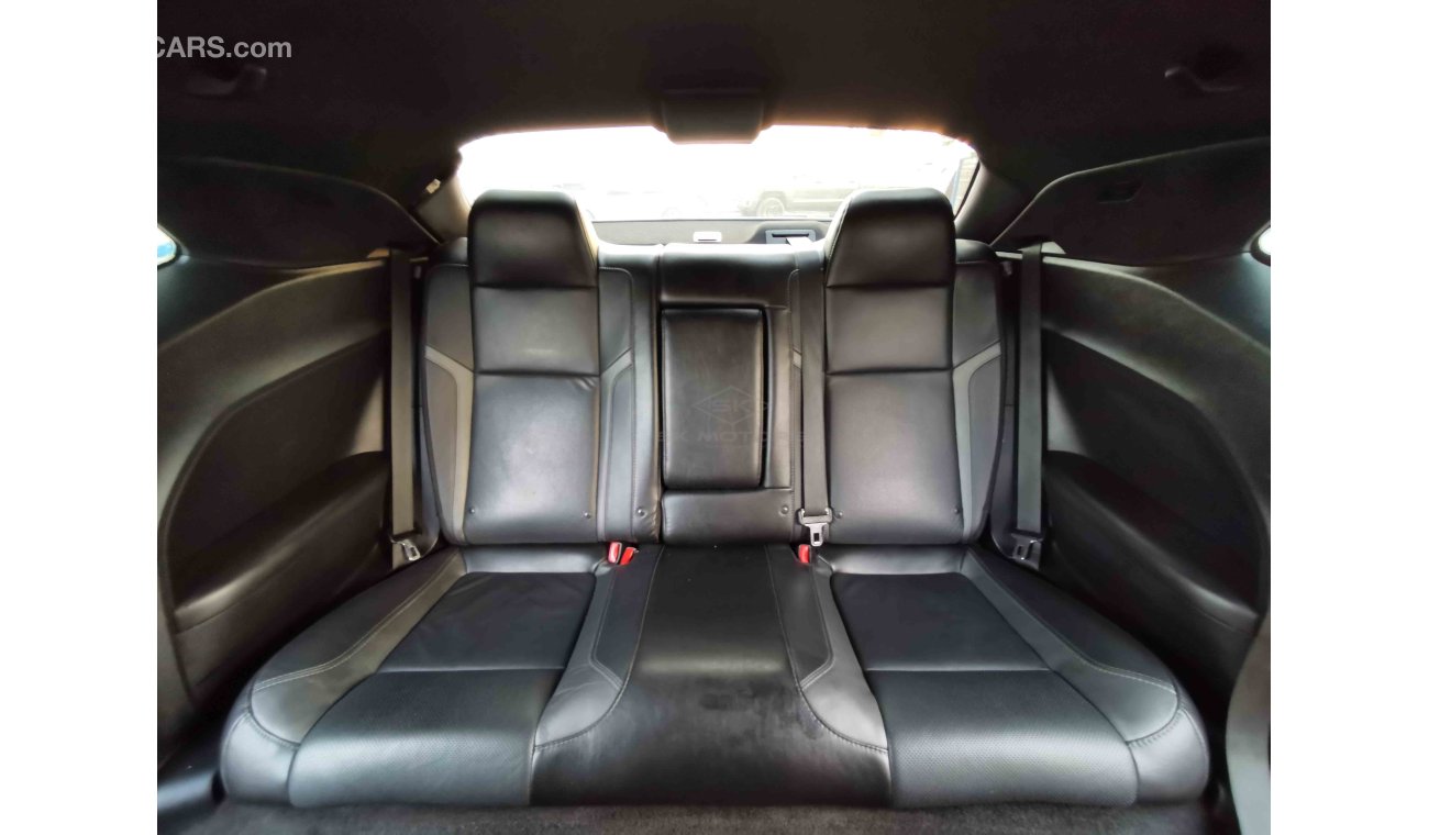 Dodge Challenger 3.6L V6 Petrol, 20" Rims, DRL LED Headlights, Dual Airbag, Driver Power Seat, Fog Lights (LOT # 773)
