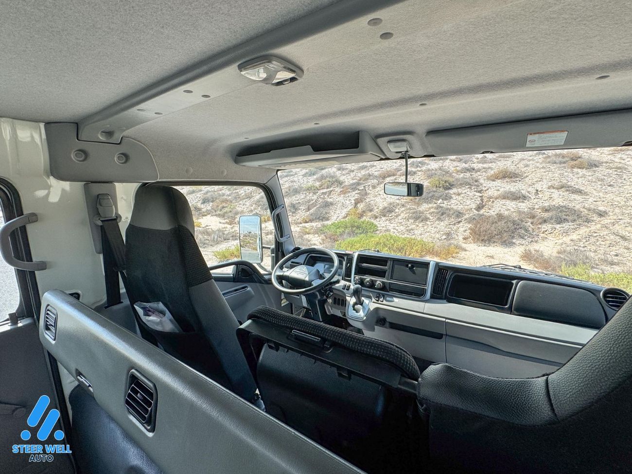 ميتسوبيشي فوسو كانتير 3.0L RWD Dual Cab Diesel Truck – Bare Chassis | White