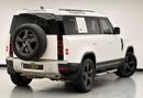 Land Rover Defender 2024 Land Rover Defender 110 SE P300, Sep/2028 Land Rover Warranty, Land Rover Full Service History,