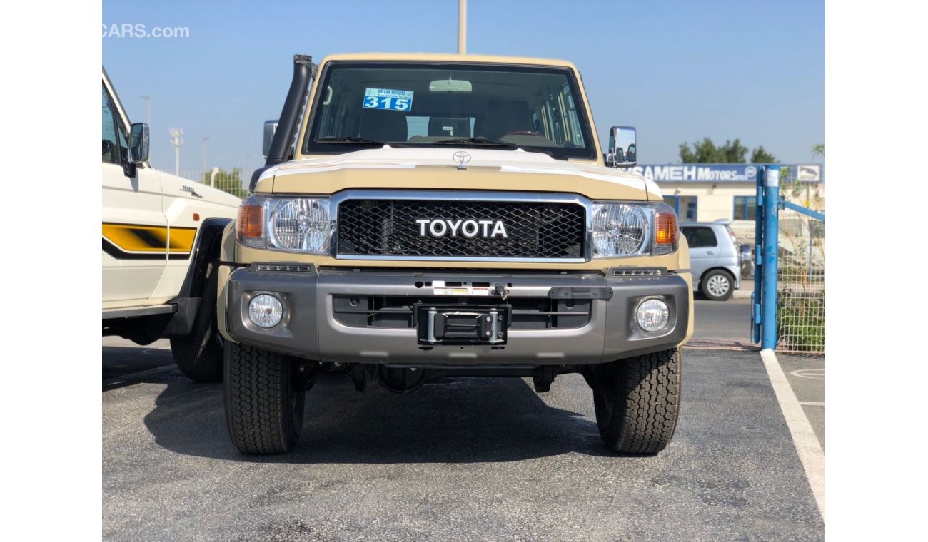 تويوتا لاند كروزر هارد توب TOYOTA LAND CRUISER LXG 76 HT 2021 AT PTR 4.0L