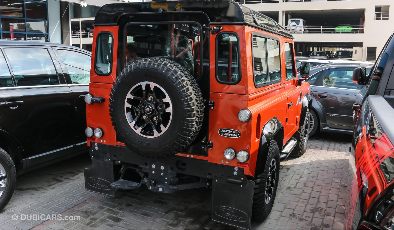 Land Rover Defender