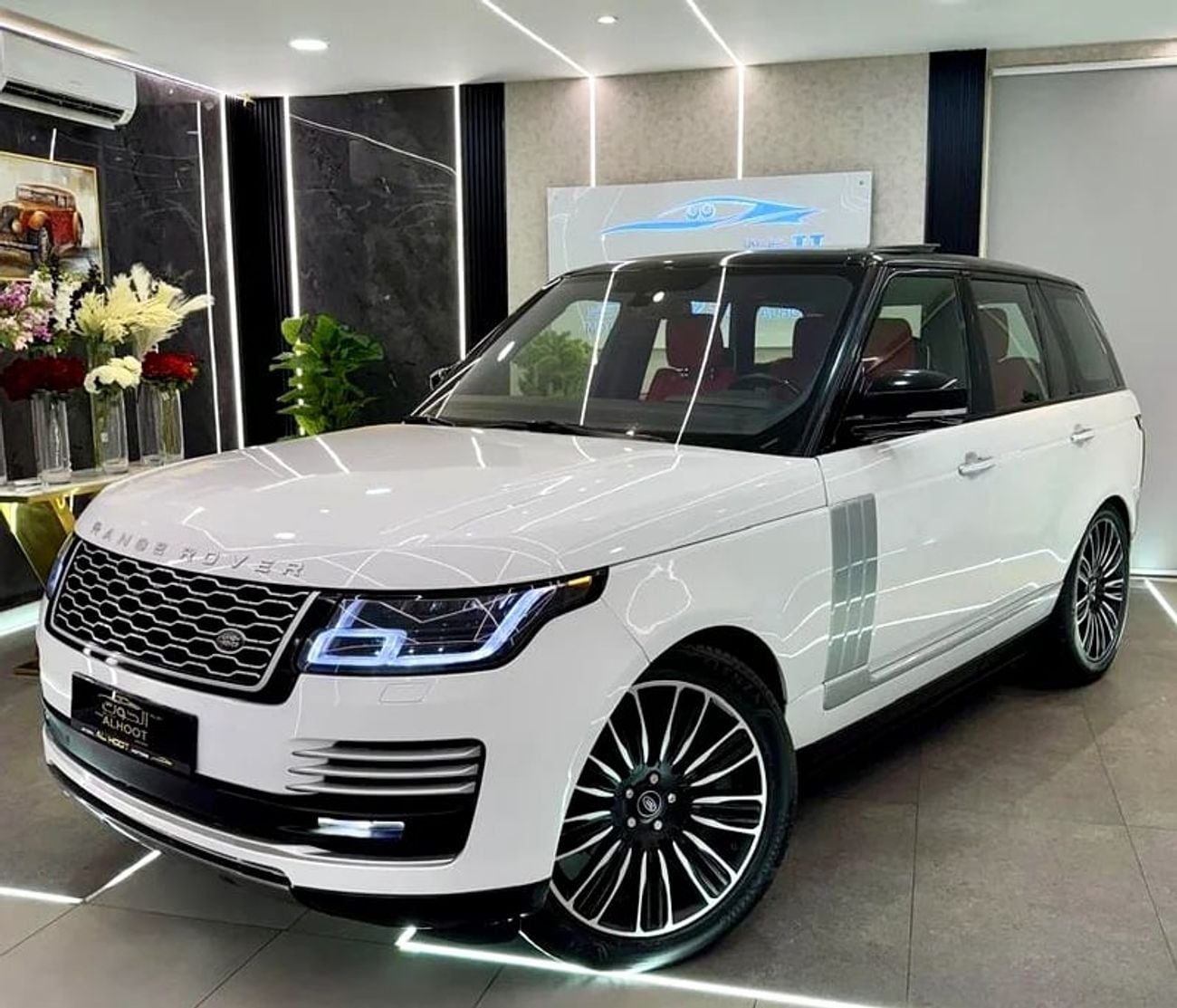 لاند روفر رينج روفر LWB Autobiography P400 3.0L FACELIFT TO || AUTOBIOGRAPHY KIT RR VOGUE V8 II GCC || TOP RANGE || PANO