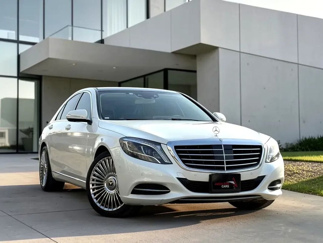 Mercedes Benz S400 AED 2,720 P.M | 0% DOWN PAYMENT | MERCEDES-BENZ S400 HYBRID