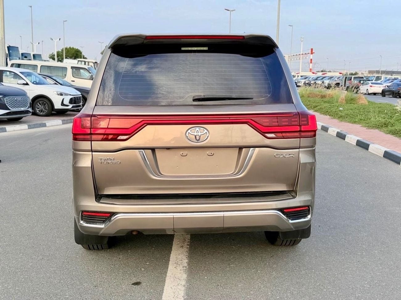Toyota Land Cruiser Toyota landcuriser GXR V6 Years 2021 upgrade inside and outside 2025 4.0 L full option petrol