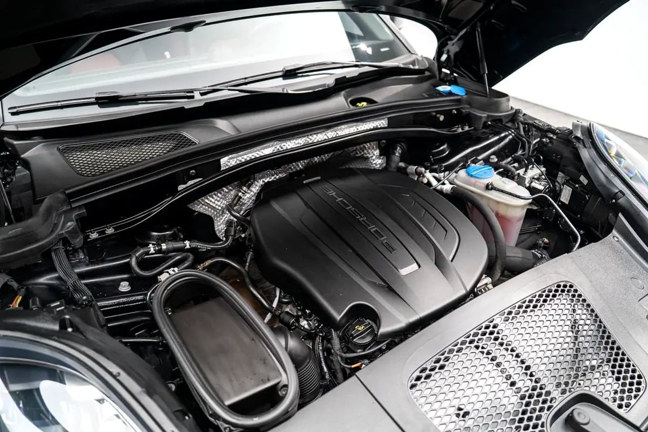 بورش ماكان Std 2.0L (252 HP)