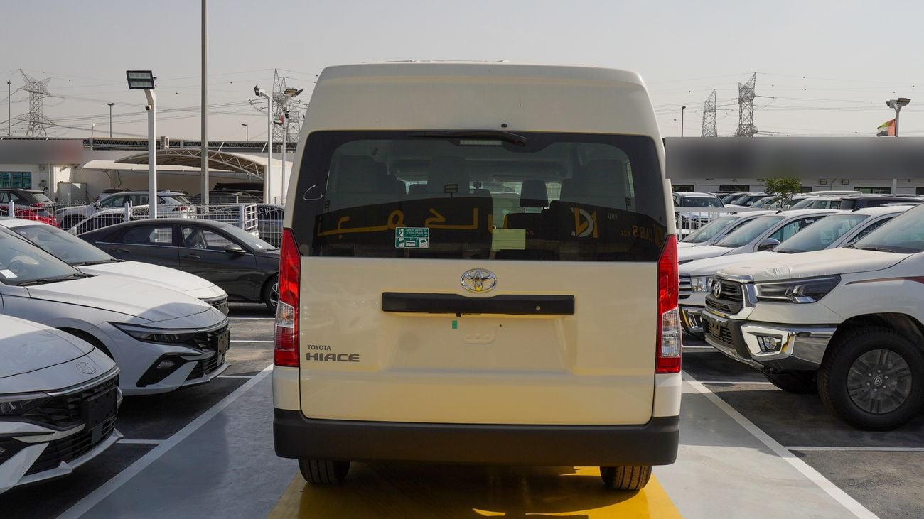 Toyota Hiace 3.5L V6 A/T