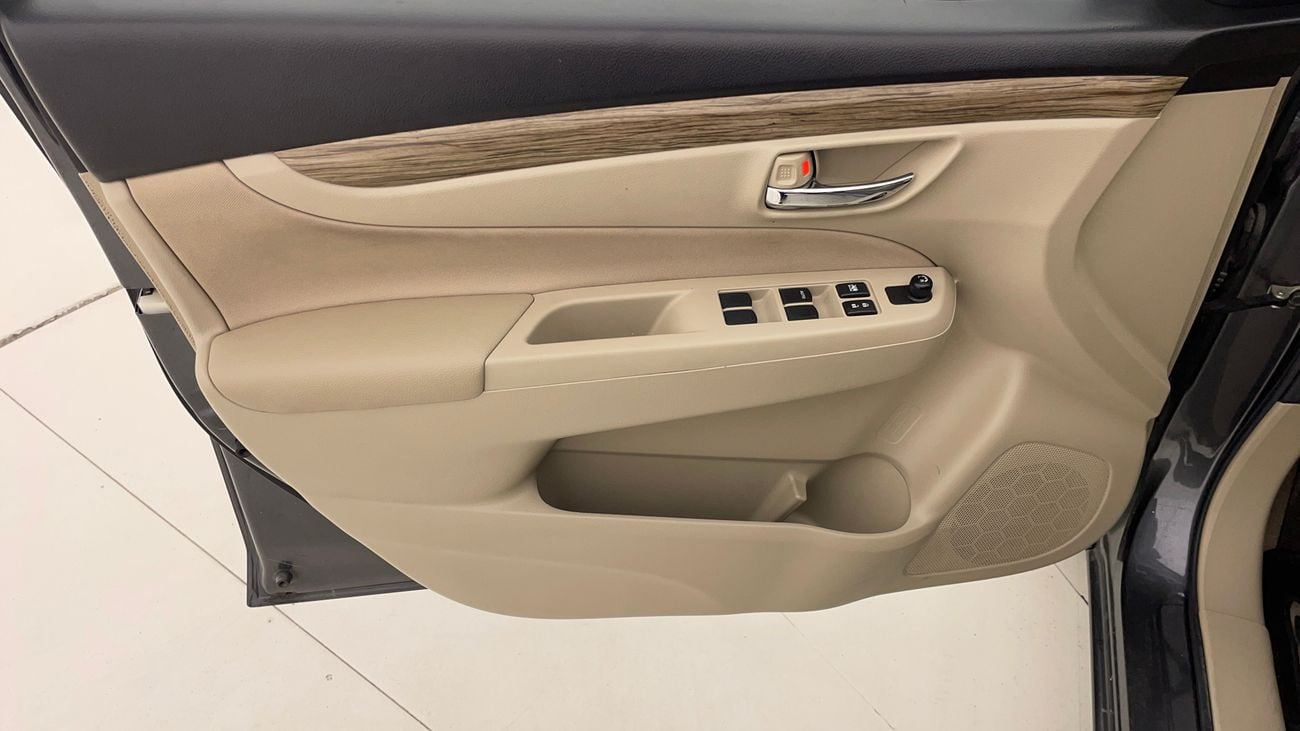 سوزوكي سياز GL 1.5 | بدون دفعة مقدمة | اختبار القيادة في المنزل