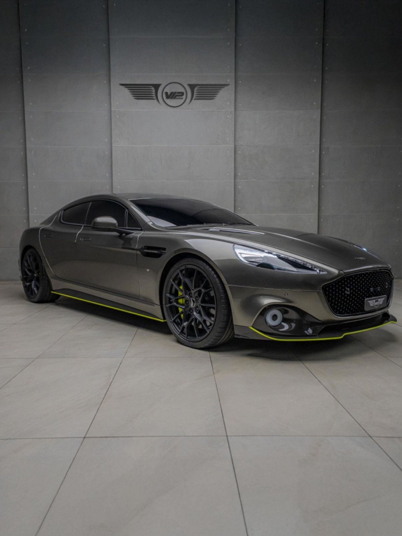 أستون مارتن DB11 AMR 5.2L